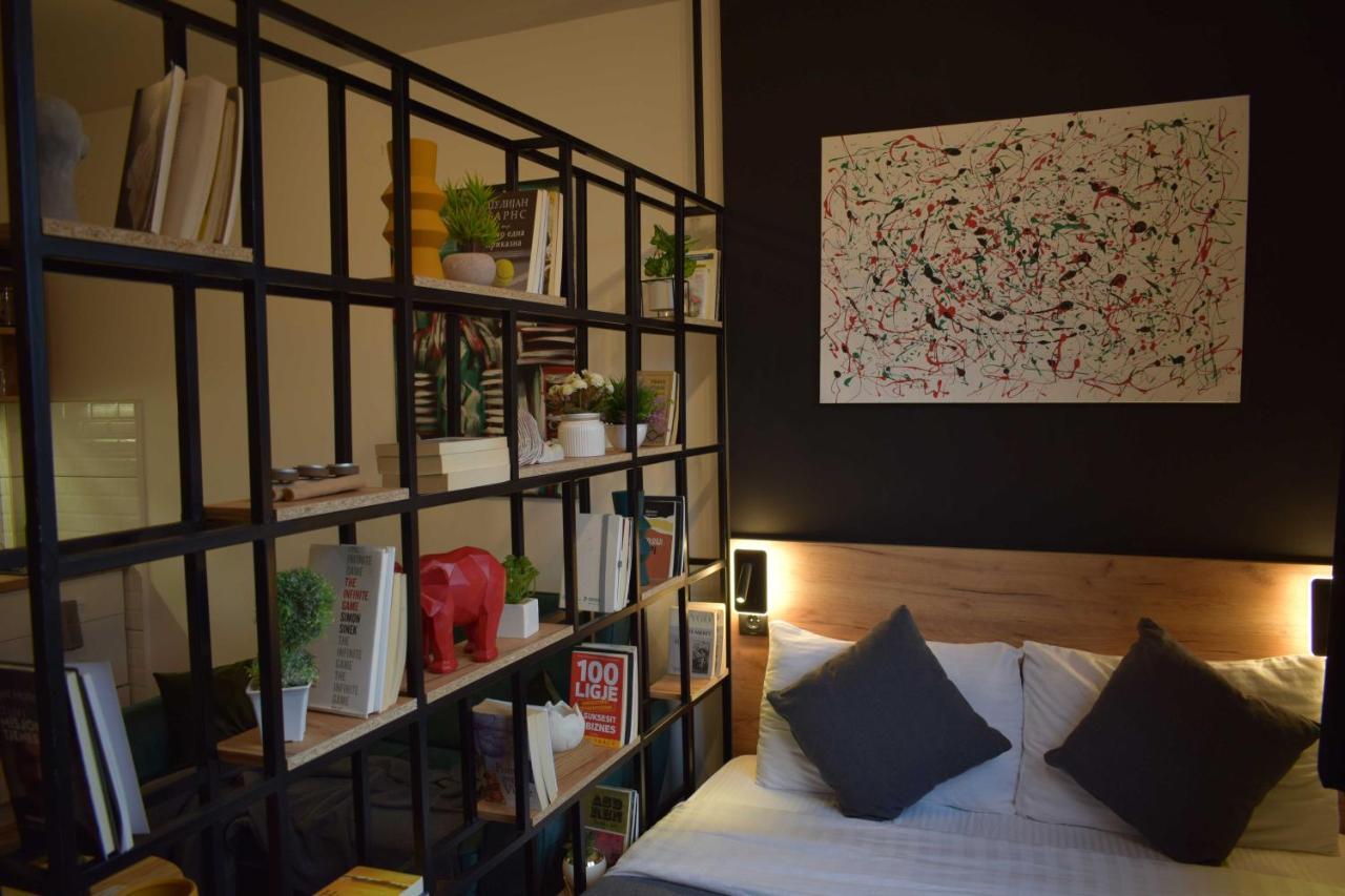 Mickitos Hostel & Apartments 斯科普里 外观 照片